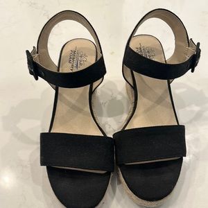 Life Stride Memory Foam wedge